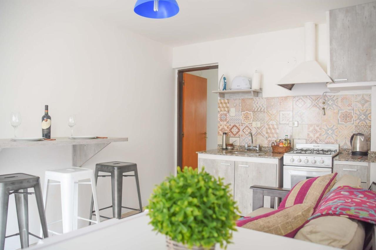 Apartamentos Quinta Seccion เมนโดซา ภายนอก รูปภาพ